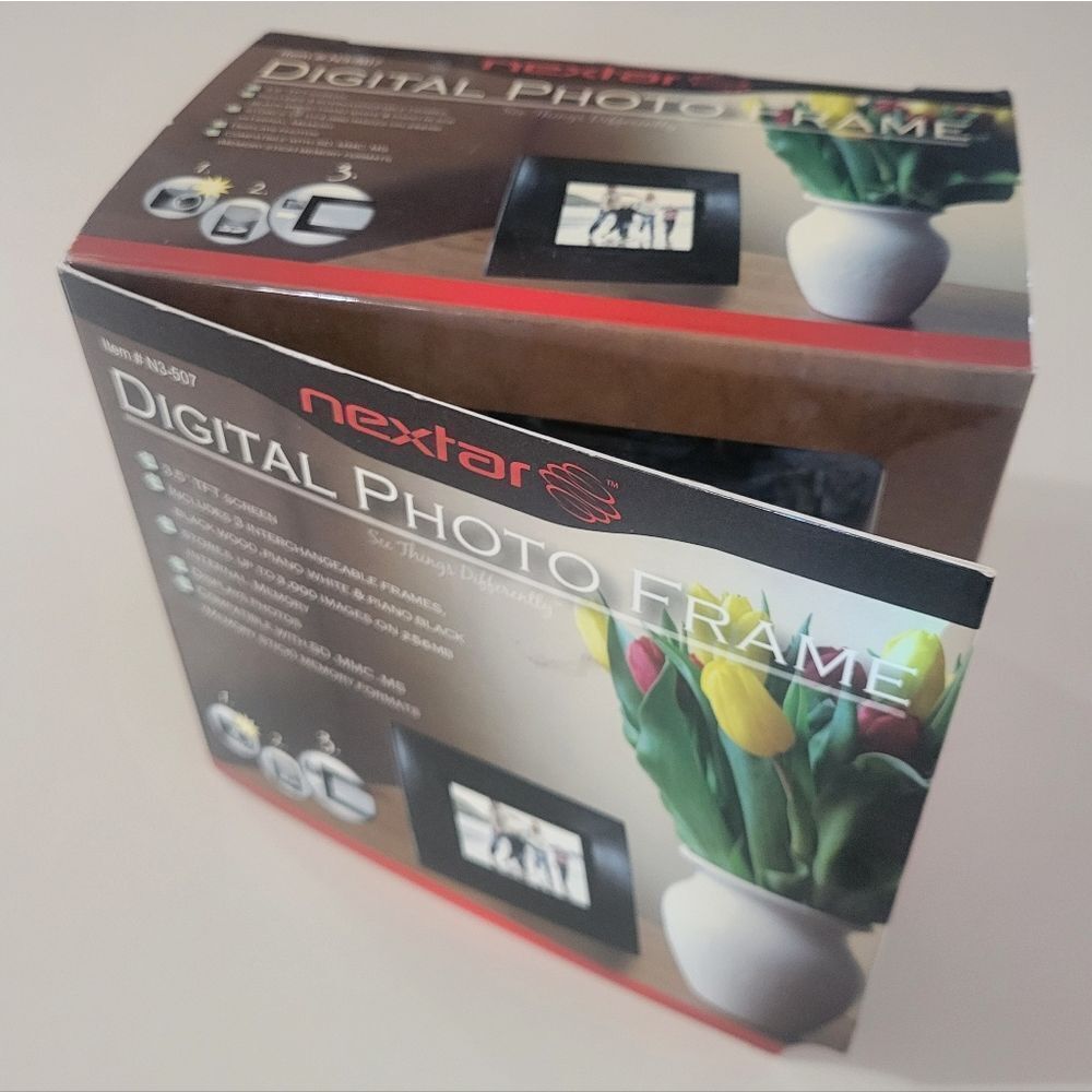 Nextar Digital Photo Frame - Picture 3 of 10